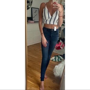 Stripped crop top💕